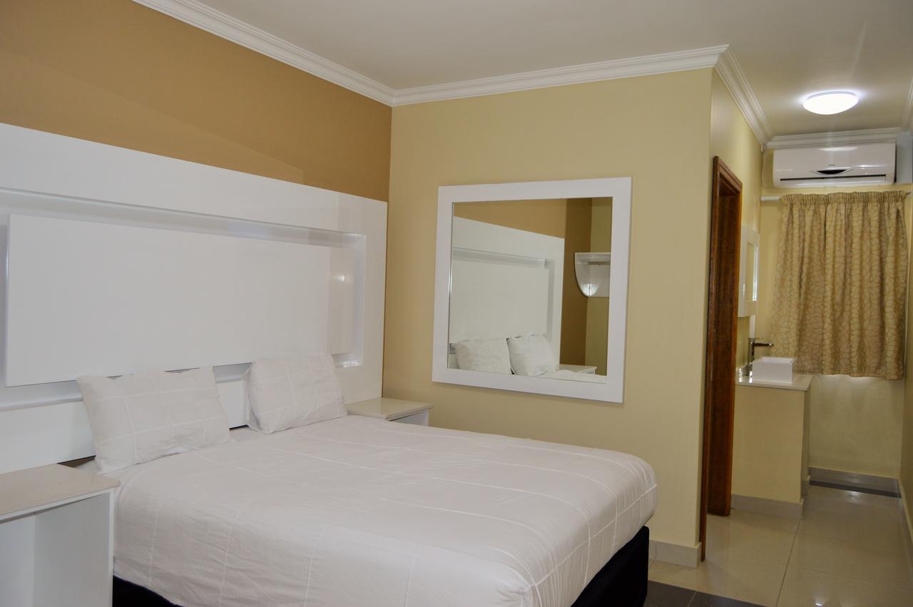 Palace Lodge Morningside Durban Exterior photo